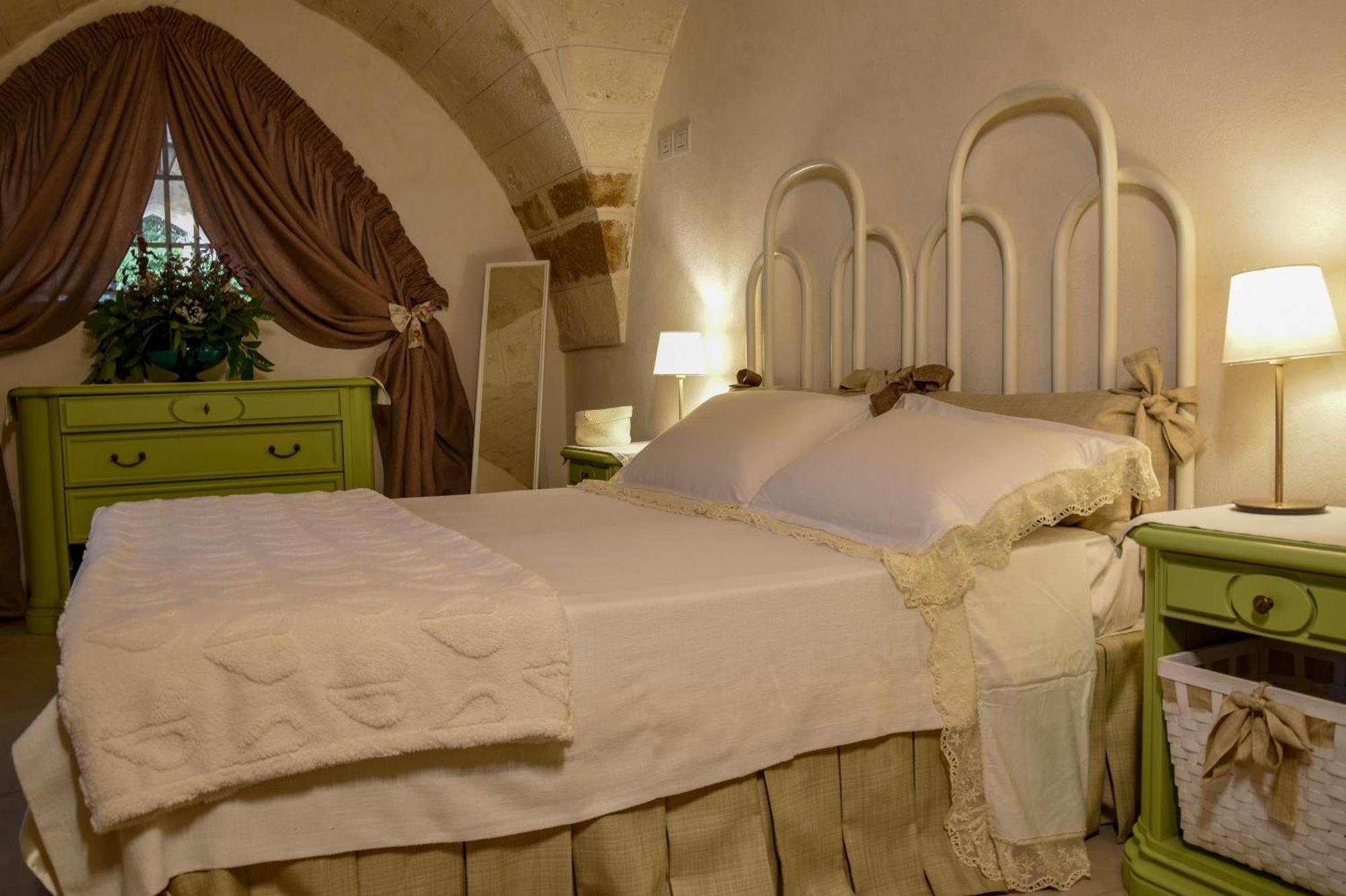 Antica Casina B&B Di Charme Pulsano Buitenkant foto